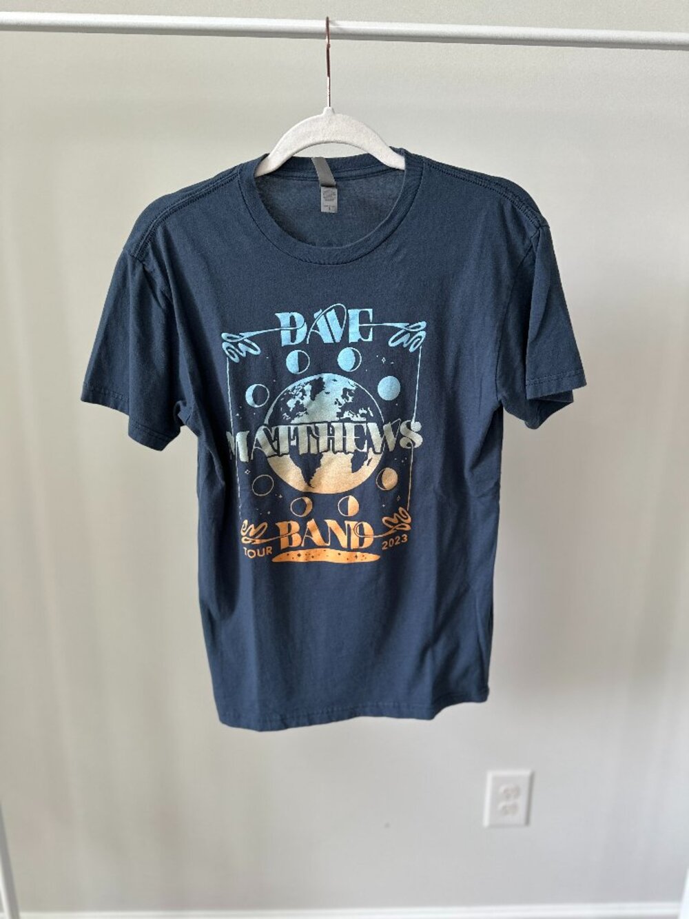 DMB Dave Matthews Band 2023 Summer Tour Shirt Moons Small